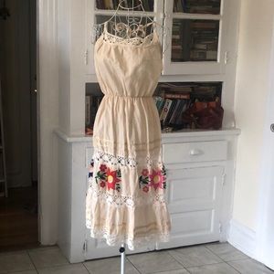 Beautiful Vintage Summer Dress
